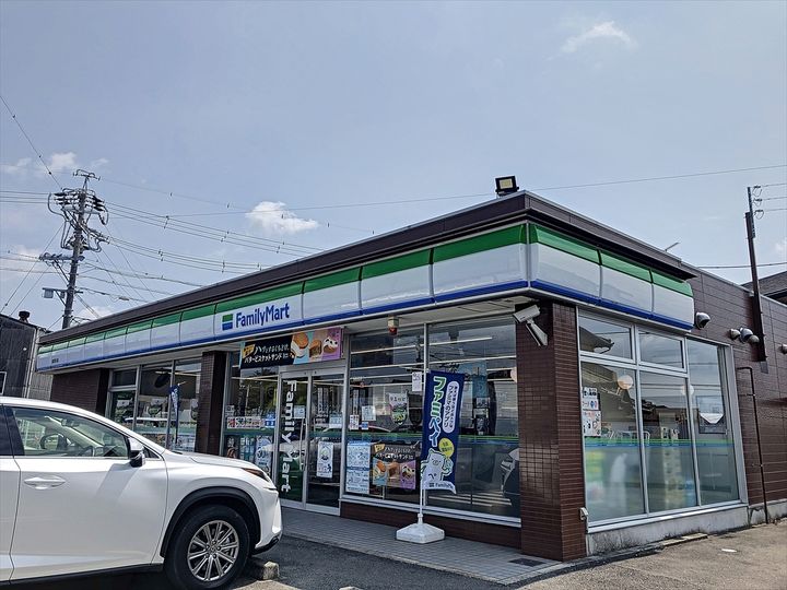 ウィルモアセブンの周辺