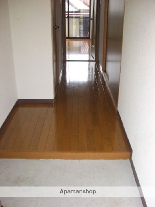 アメニティハイム102の玄関