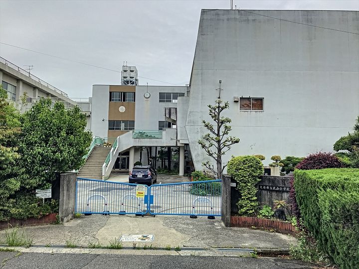 グリーンヒル東新C棟201の周辺