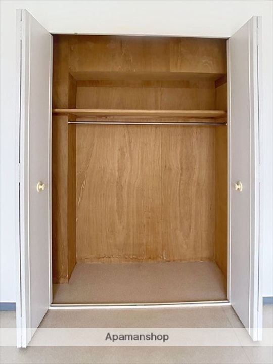 グローリアス共和のその他画像
