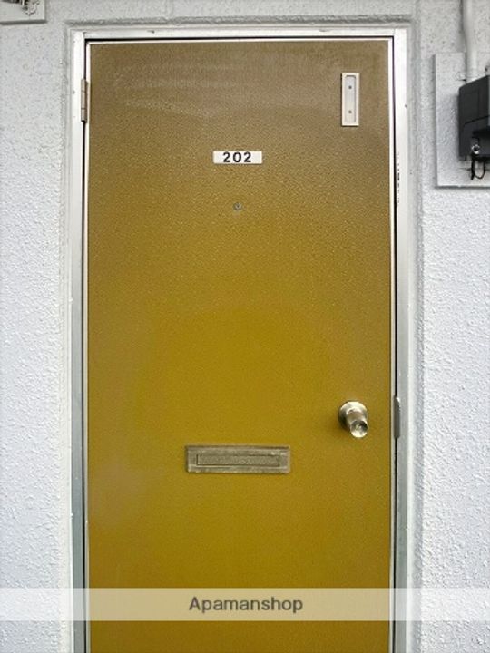 コーポ下村の玄関