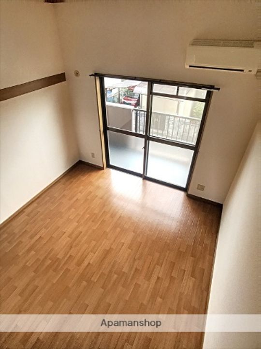 ロイヤルキャビン21208の内装