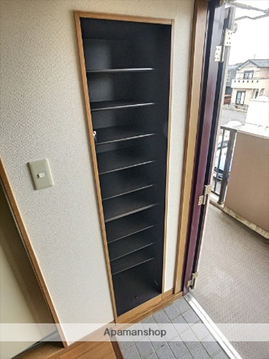 ロイヤルキャビン21208の内装