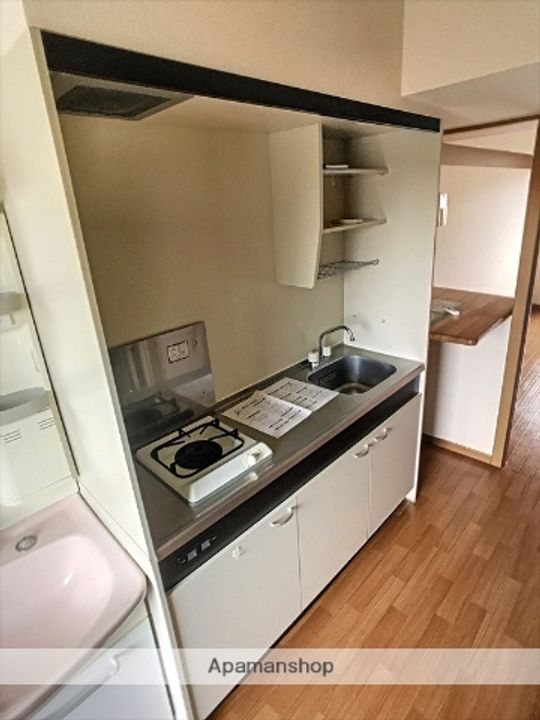 ロイヤルキャビン21208のキッチン