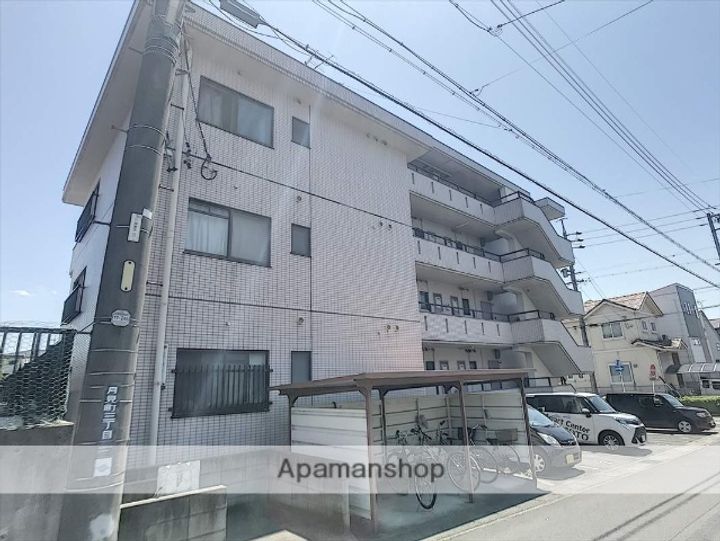 山石第一ハイツ102の外観