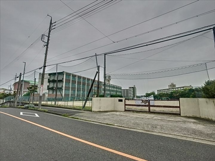 セレノ カーサの周辺