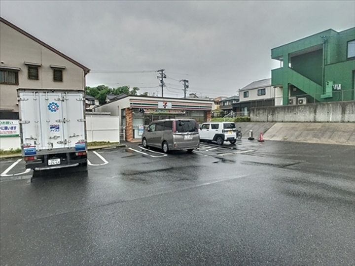 セレノ カーサの周辺