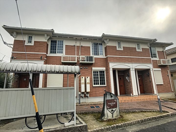 ディレクシオン・アノの外観