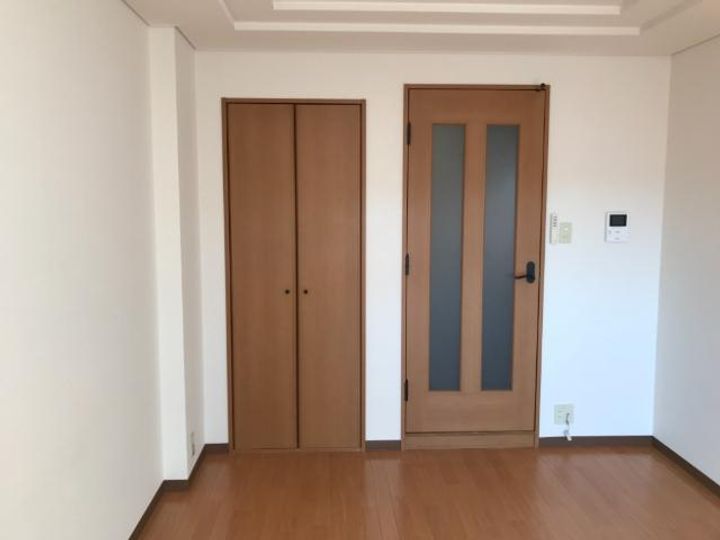 ピアチェーレTⅡ左京山302の内装