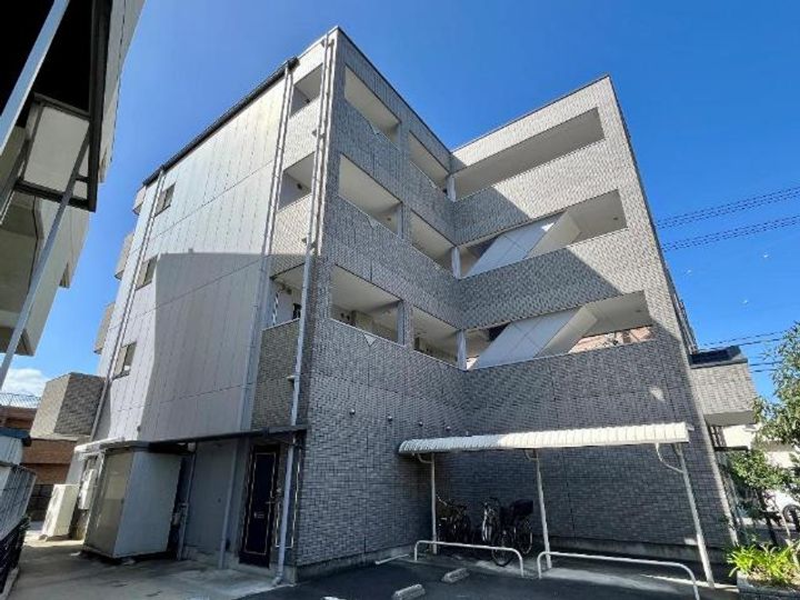 ピアチェーレTⅡ左京山302の外観