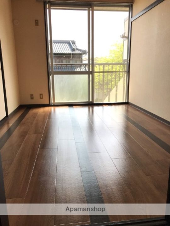 シティコーポセブン202の居間