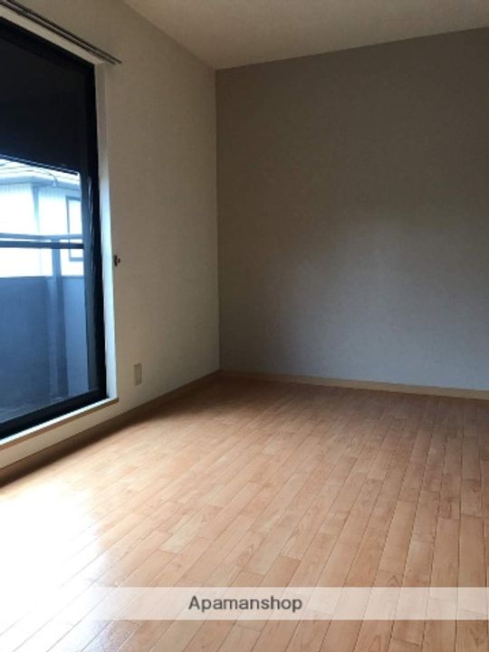 サルビア B棟101の居間