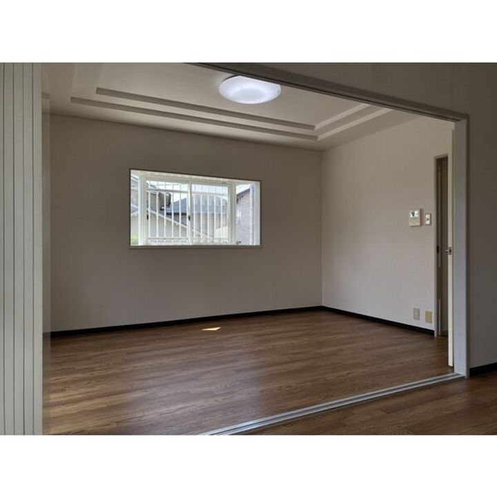 プラーティノの居間