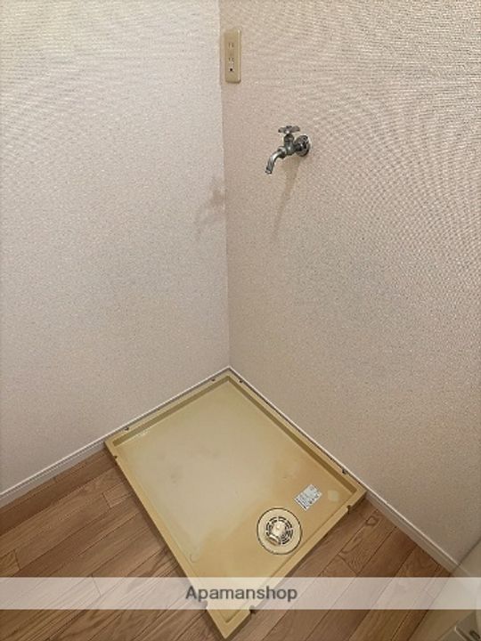 ビューハイツ有松A棟103の内装