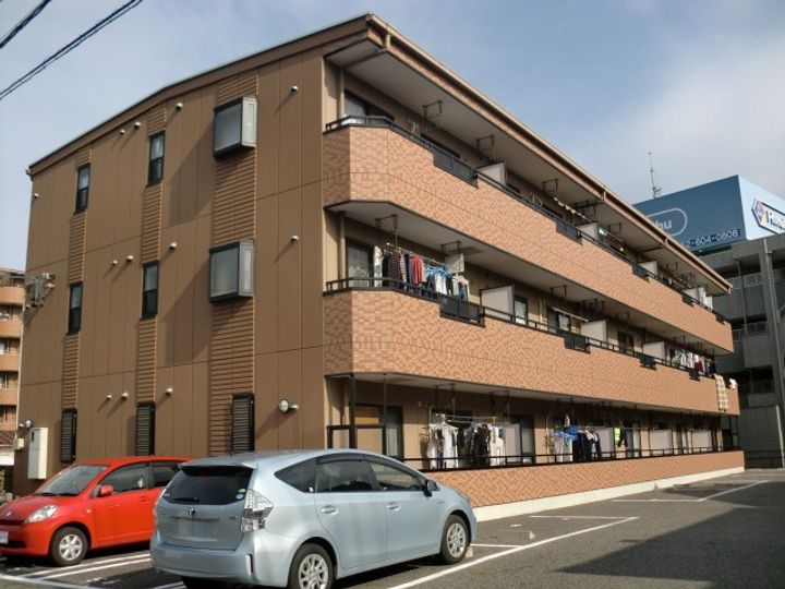 ルミナス緒川205の外観