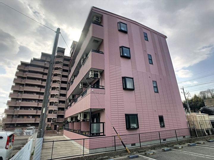 キャトル・セゾンの外観