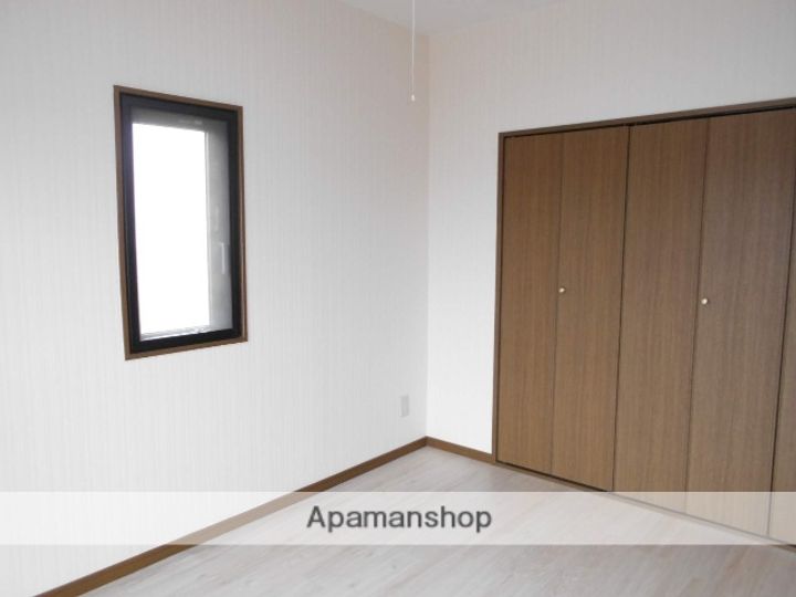 愛知県犬山市大字五郎丸字前畑の賃貸マンション302の内装