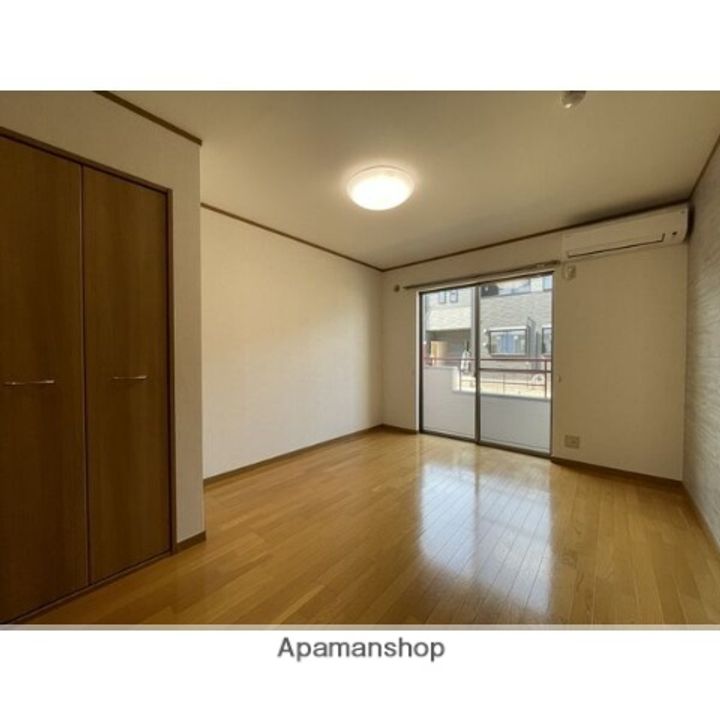 シーズンコート犬山の居間