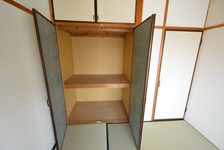 サンライフ高畑M-26の内装