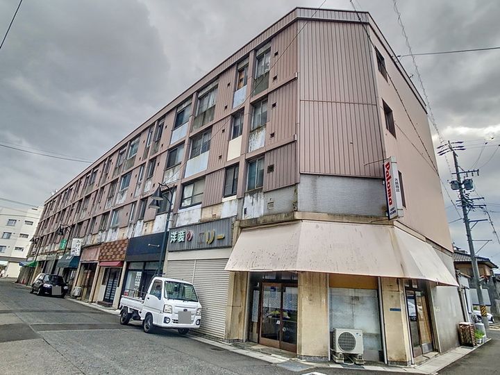 駅前第一センター409の外観