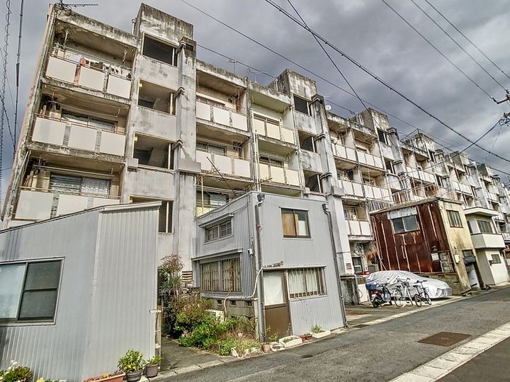 駅前第一センター409の外観