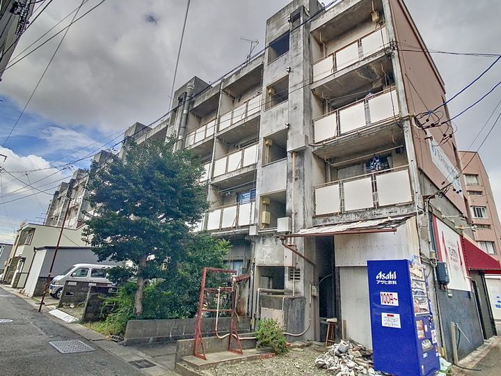 駅前第一センター409の外観