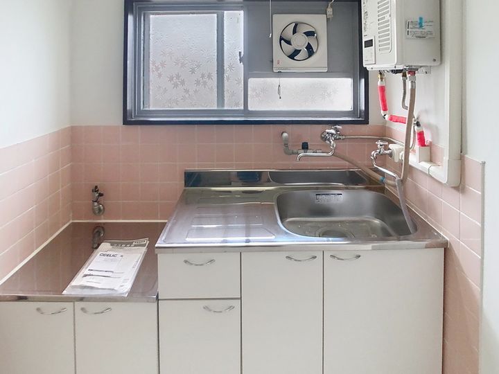 愛知県海部郡大治町大字西條字須先の賃貸マンションのキッチン