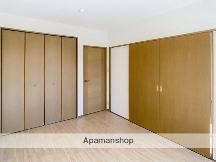 クレセールエマーユⅡ102の内装