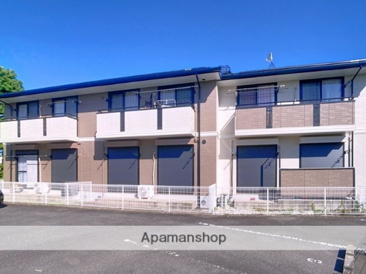 クレセールエマーユⅡ102の外観