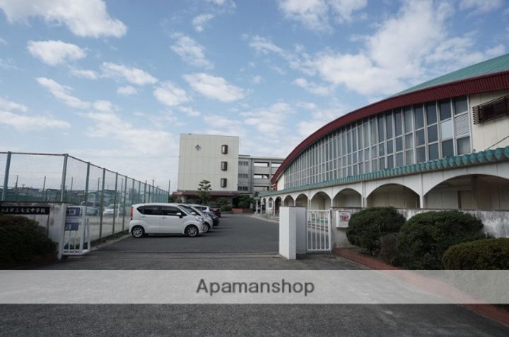 クレセールエマーユⅡ102の周辺