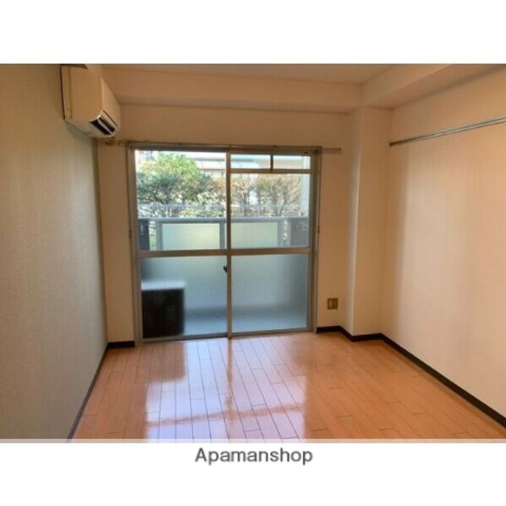 BELLETOPIA松下の居間