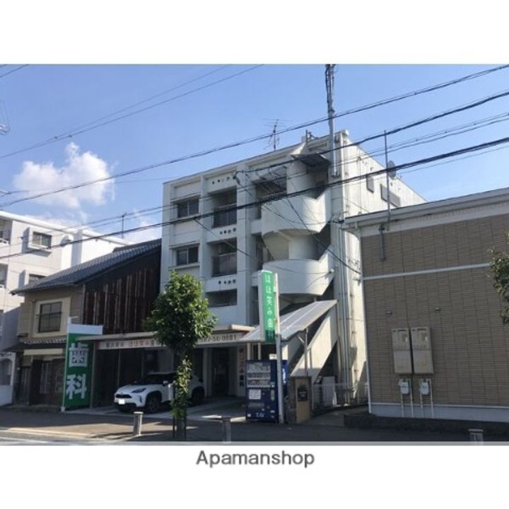 第一マンションの外観