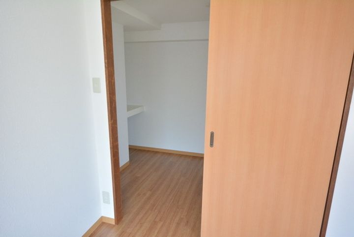 八幡マンション405の内装