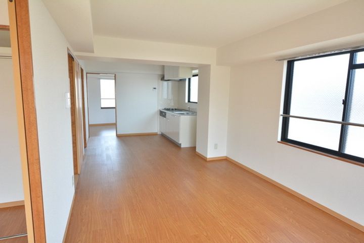 八幡マンション405の内装