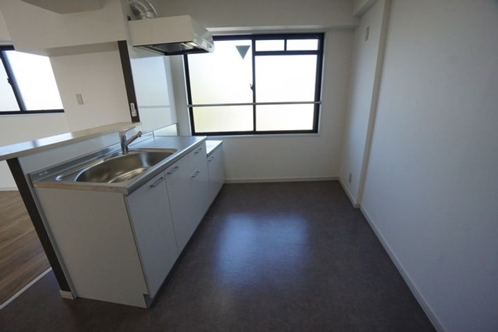 八幡マンション402の内装