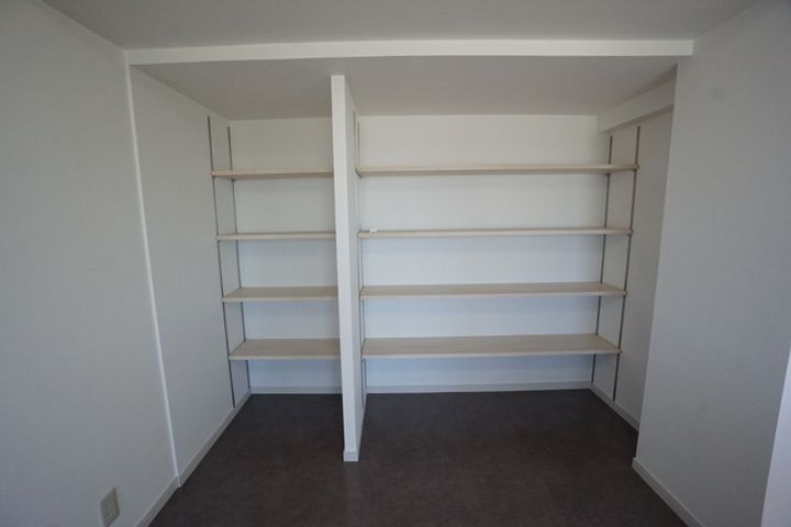 八幡マンション402の内装