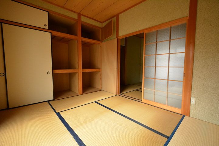 コーポ川畑203の居間