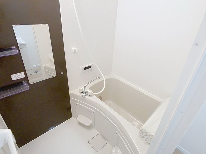 メゾン南参道202の風呂