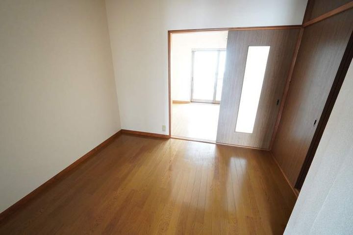 コーポ法成寺202の内装