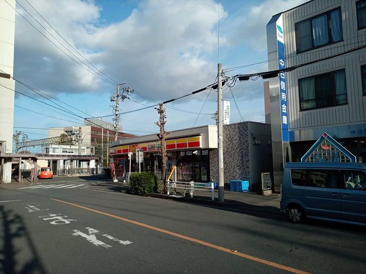 レオパレスYUMAの周辺