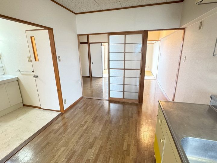 リアライズ国府宮の内装