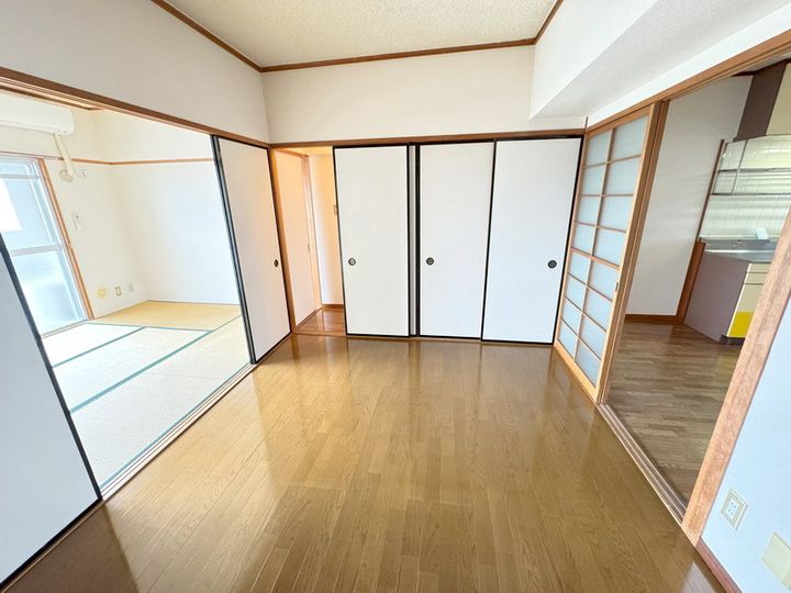 リアライズ国府宮の内装