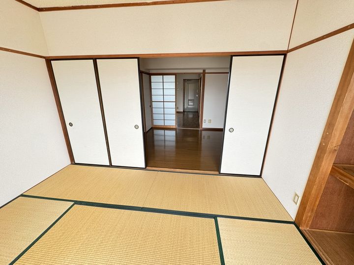 リアライズ国府宮の内装