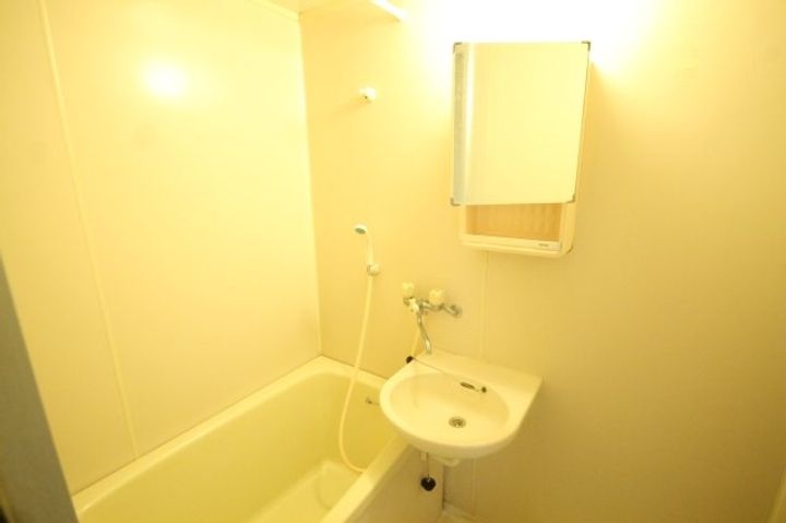 ハイツ岡本Ⅰの風呂