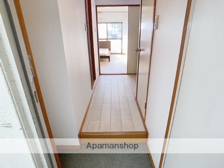 ロイヤルマンション甚目寺の玄関