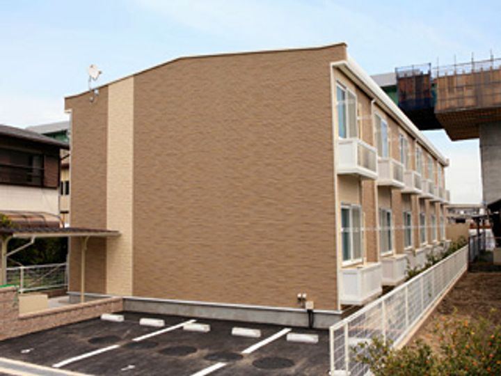 レオパレス鴨池205の外観