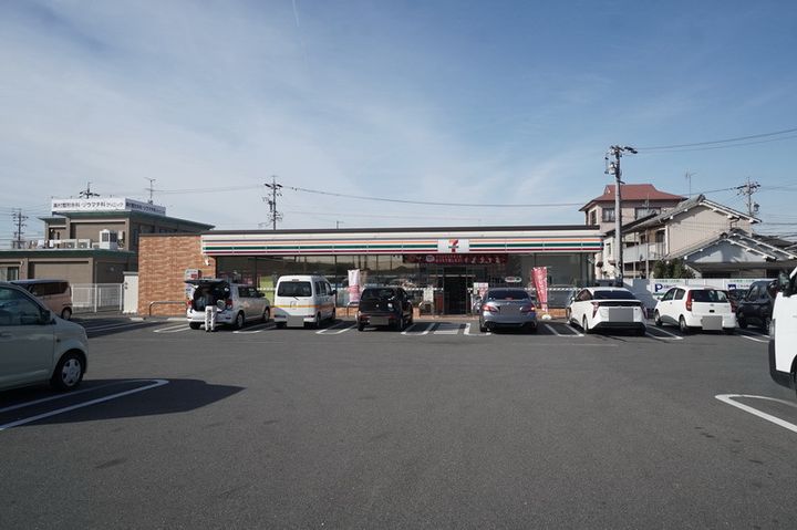 セゾンコート3Cの周辺