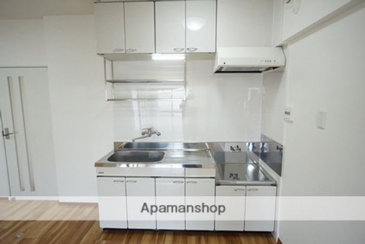 メゾンソレイユ306のキッチン