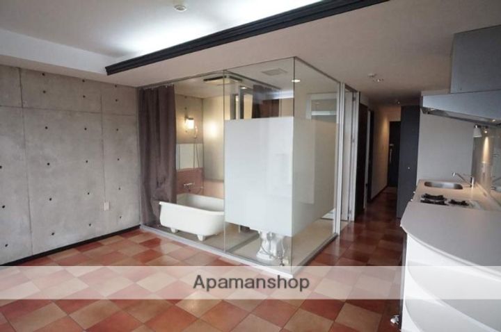 SK BUILDING−3402の居間