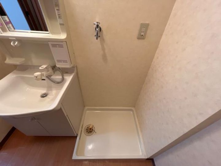 ラビナス埋田102の内装